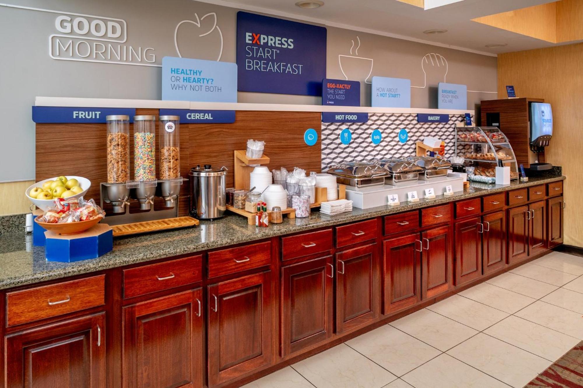 Holiday Inn Express And Suites Hazard By Ihg Buitenkant foto