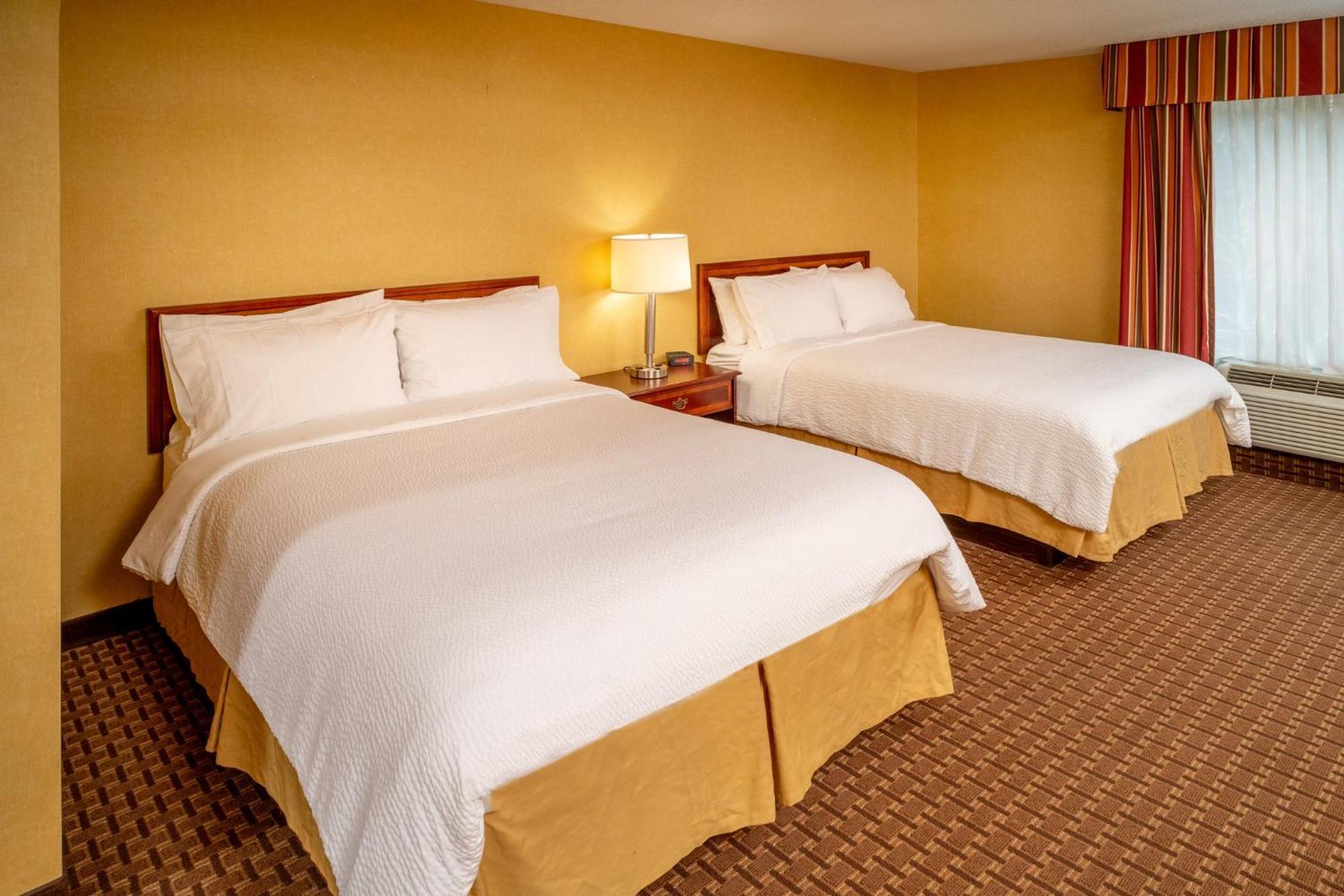 Holiday Inn Express And Suites Hazard By Ihg Buitenkant foto